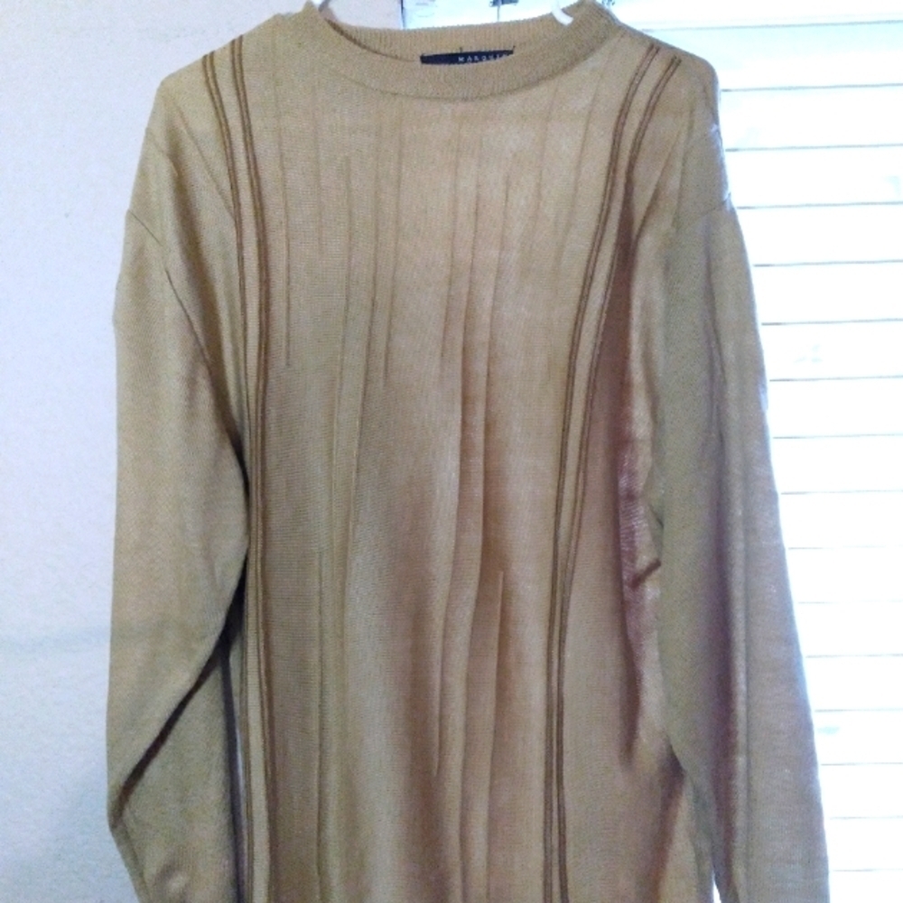 Marquis Size Large Men's Sweater